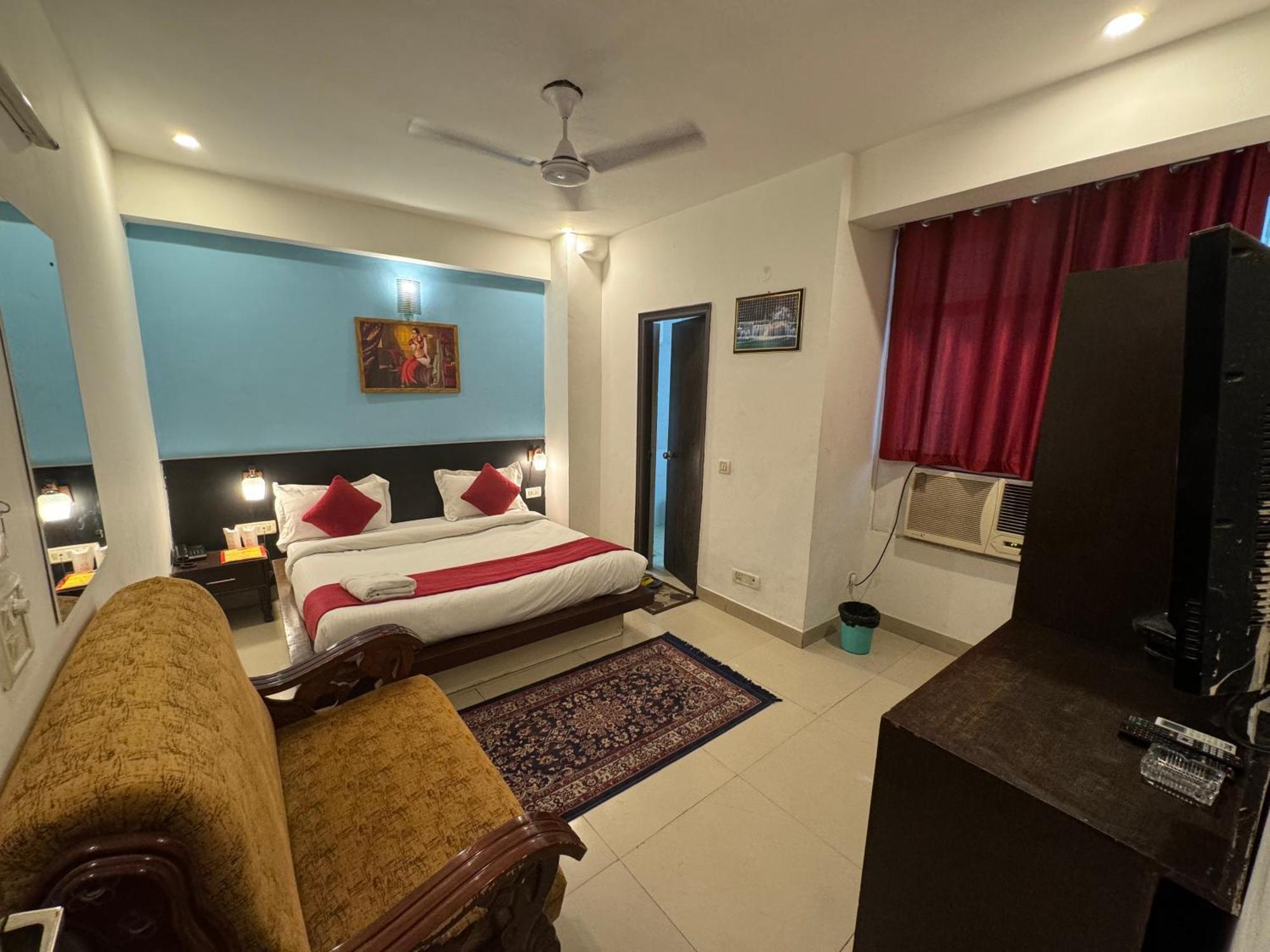 Airport Hotel Port View New Delhi Exteriör bild