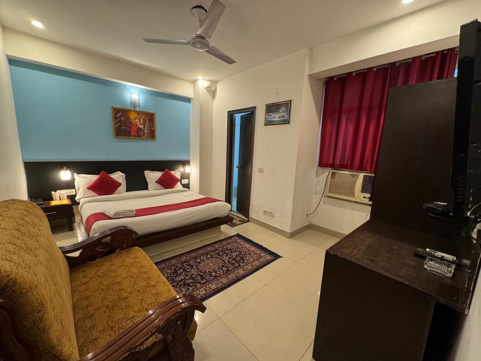 Airport Hotel Port View New Delhi Exteriör bild