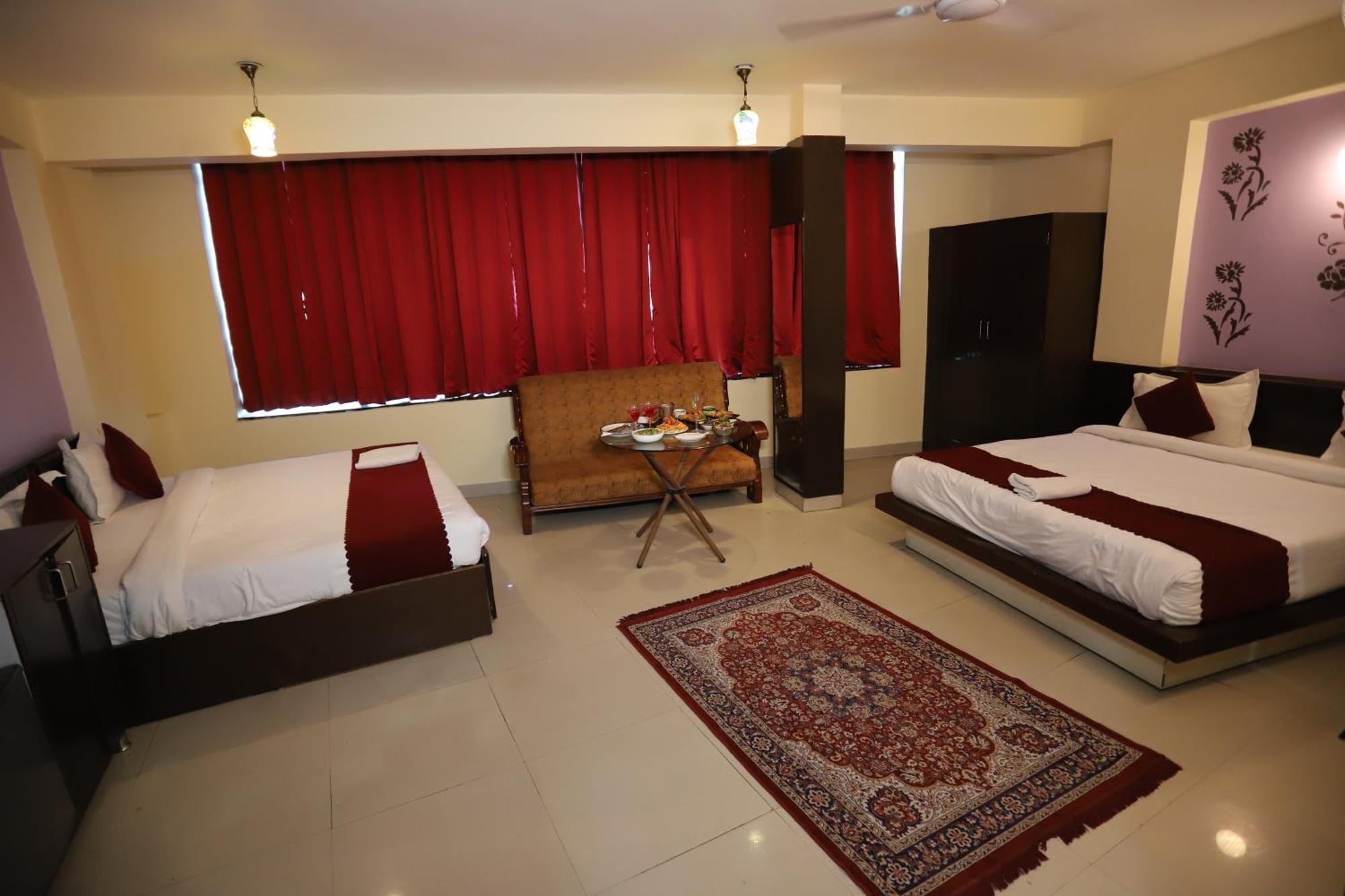Airport Hotel Port View New Delhi Exteriör bild