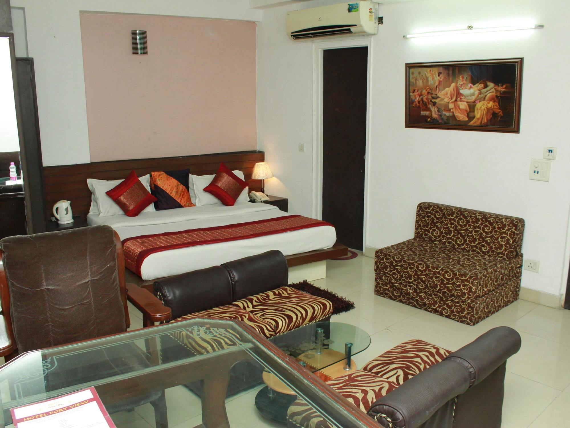 Airport Hotel Port View New Delhi Exteriör bild